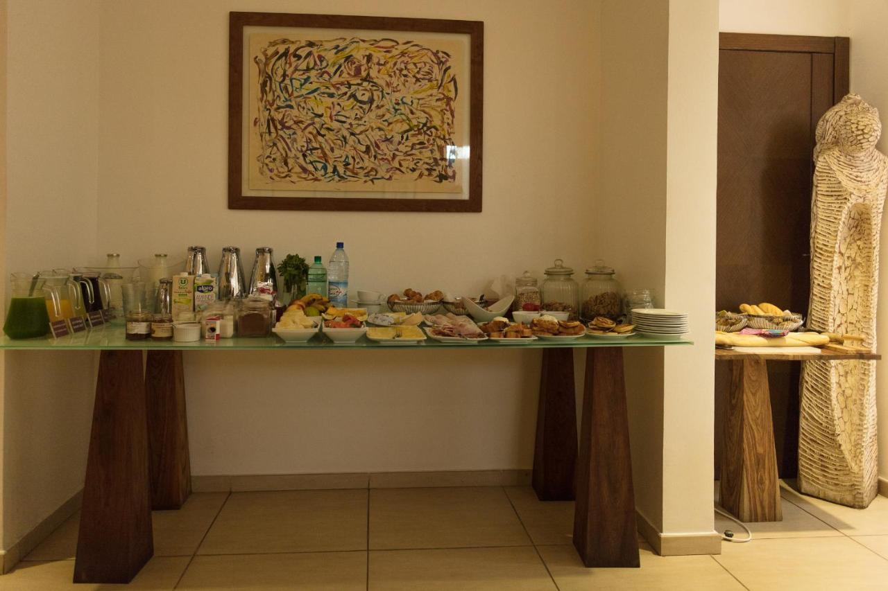 Hotel Maison Rouge Cotonou Kültér fotó