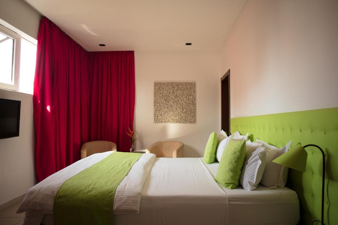 Hotel Maison Rouge Cotonou Kültér fotó